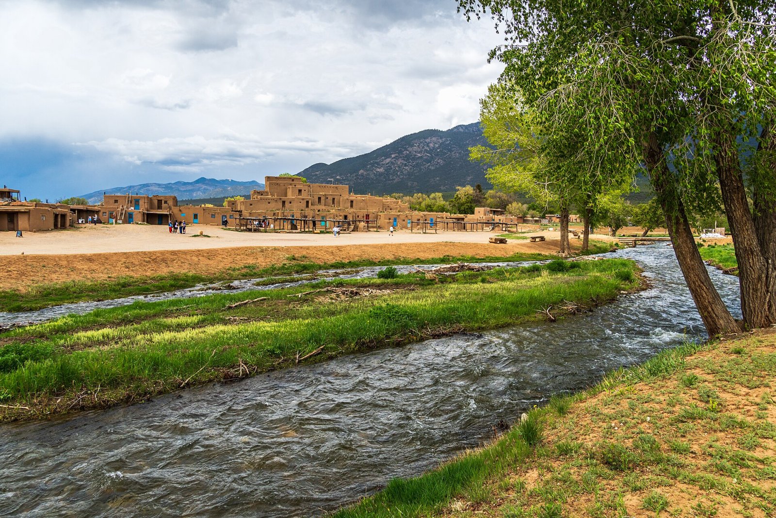 Discover Taos Pueblo: A Historical Treasure in New Mexico - Zhongwei | Secret World Trip Planner