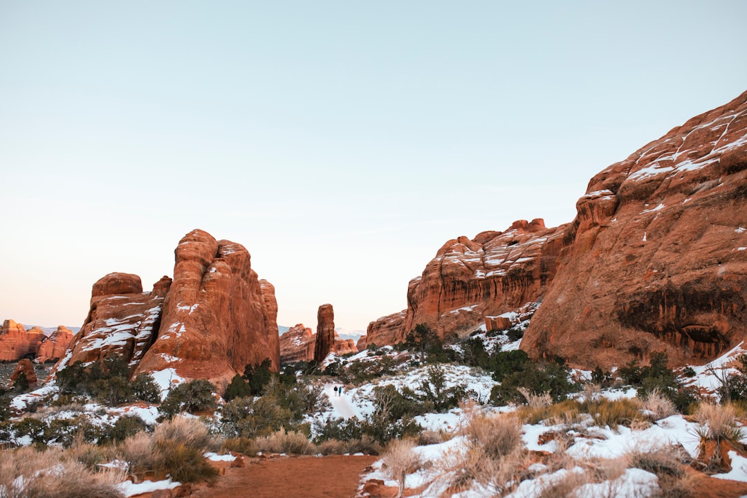 Entdecken Sie die Magie des Arches Nationalparks in Utah - Yulin | Secret World Trip Planner