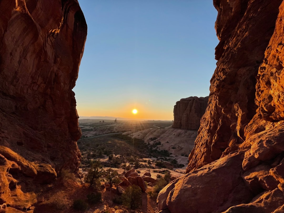 Découvrez la magie du parc national Arches dans l'Utah - Yulin | Secret World Trip Planner