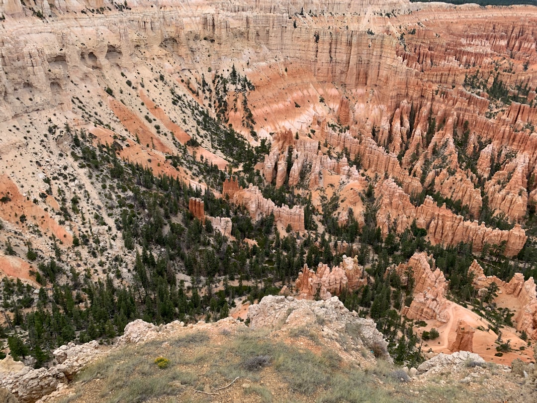 Descubre el Parque Nacional Bryce Canyon: Una joya de Utah — Lüliang