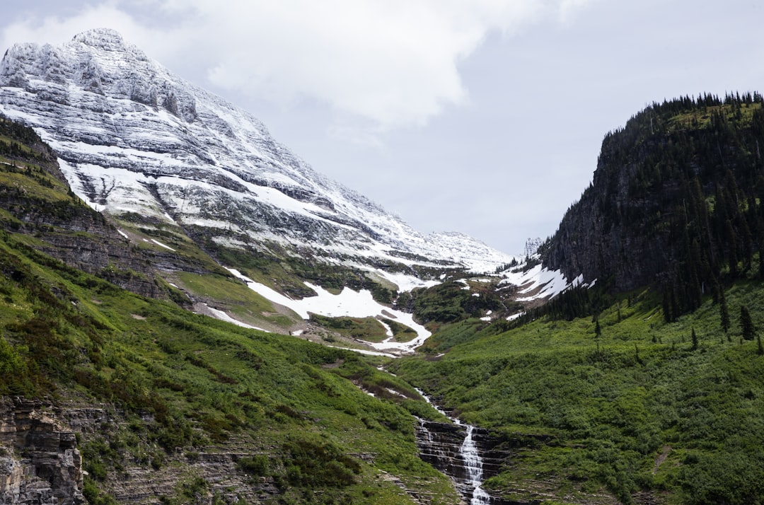 Descubre el Parque Nacional Glacier: Un Paraíso Natural en Montana — Bayan Bulag