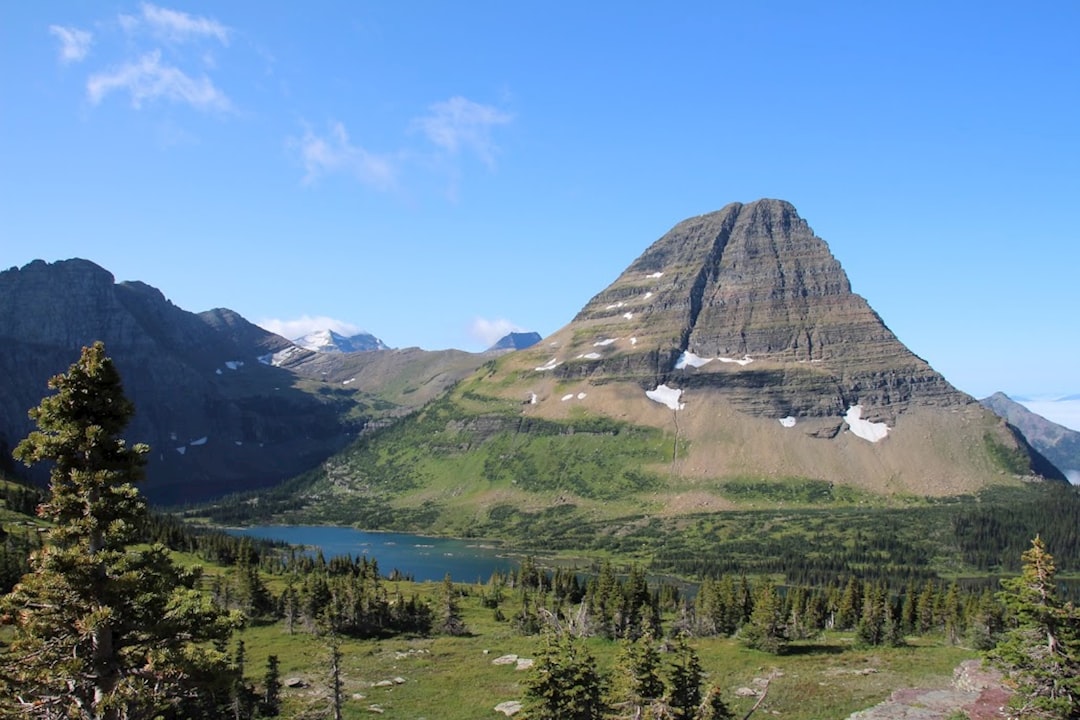 Descubre el Parque Nacional Glacier: Un Paraíso Natural en Montana - Bayan Bulag | Secret World Trip Planner