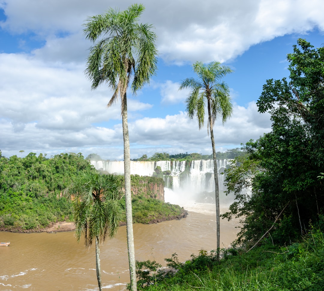 Descubre las Cataratas del Iguazú: un Paraíso Natural - N3370 Puerto Iguazu | Secret World Trip Planner