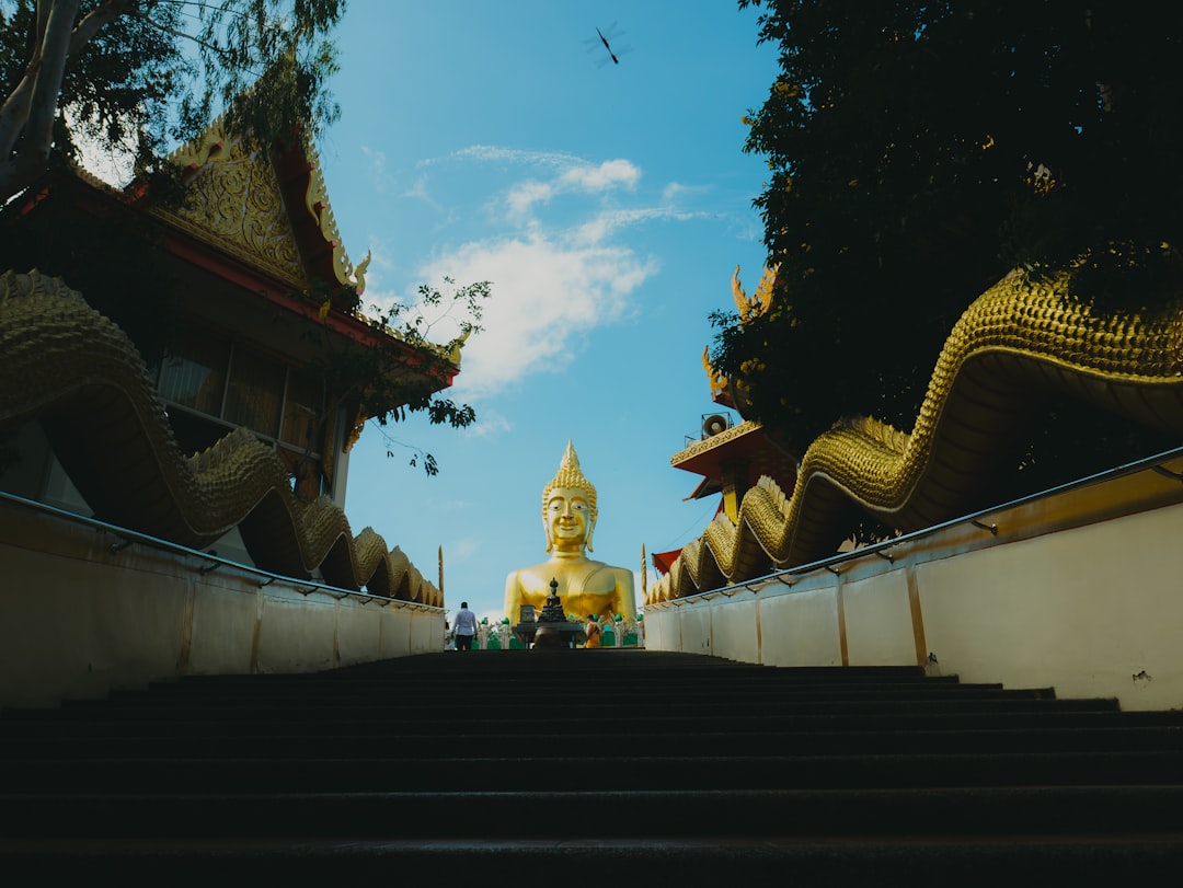 Descubre la magia de los jardines Nongnooch en Pattaya - Sattahip District | Secret World Trip Planner