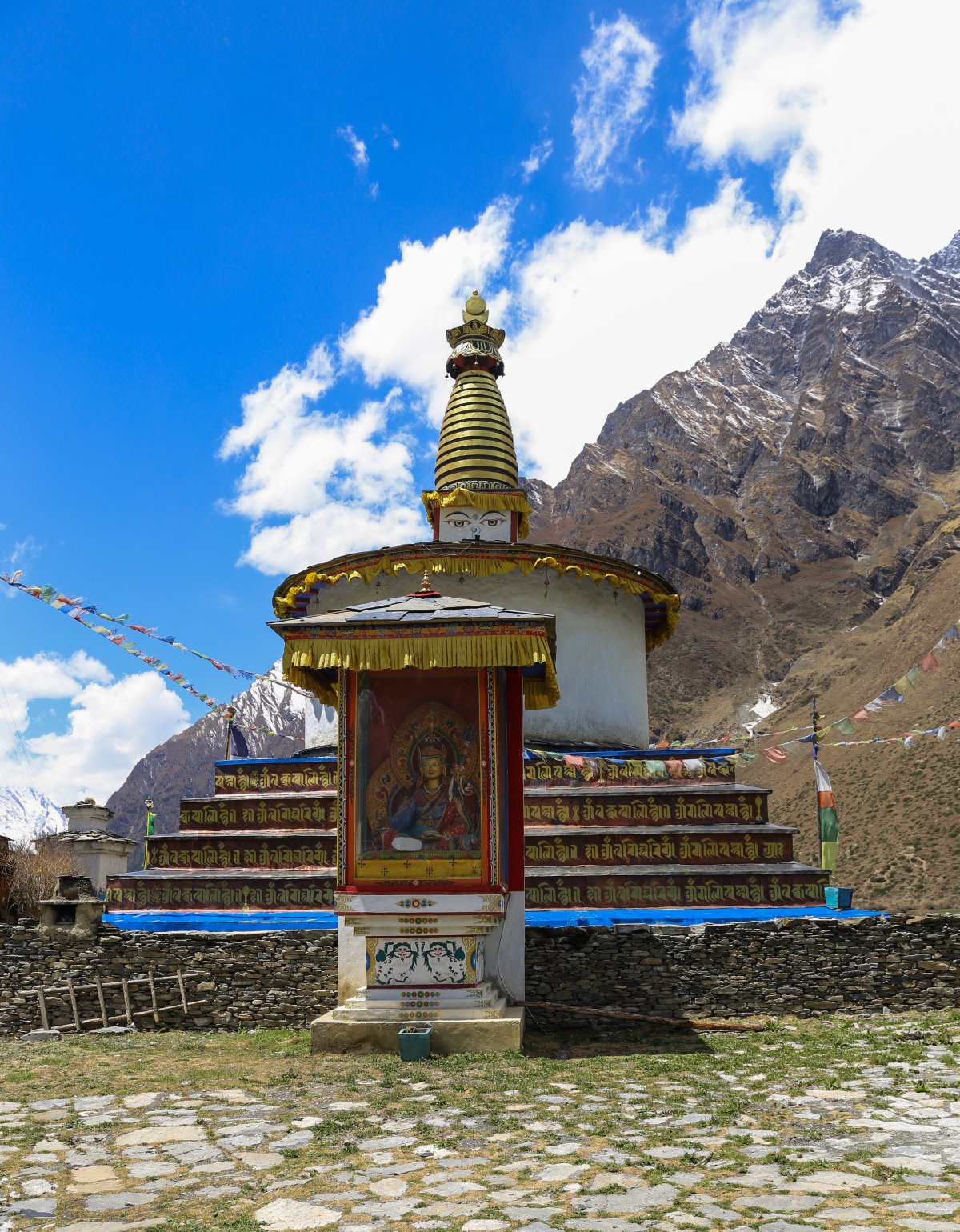 Tsum Valley : Un Paradis Caché dans l'Himalaya — 7VW4+GPV