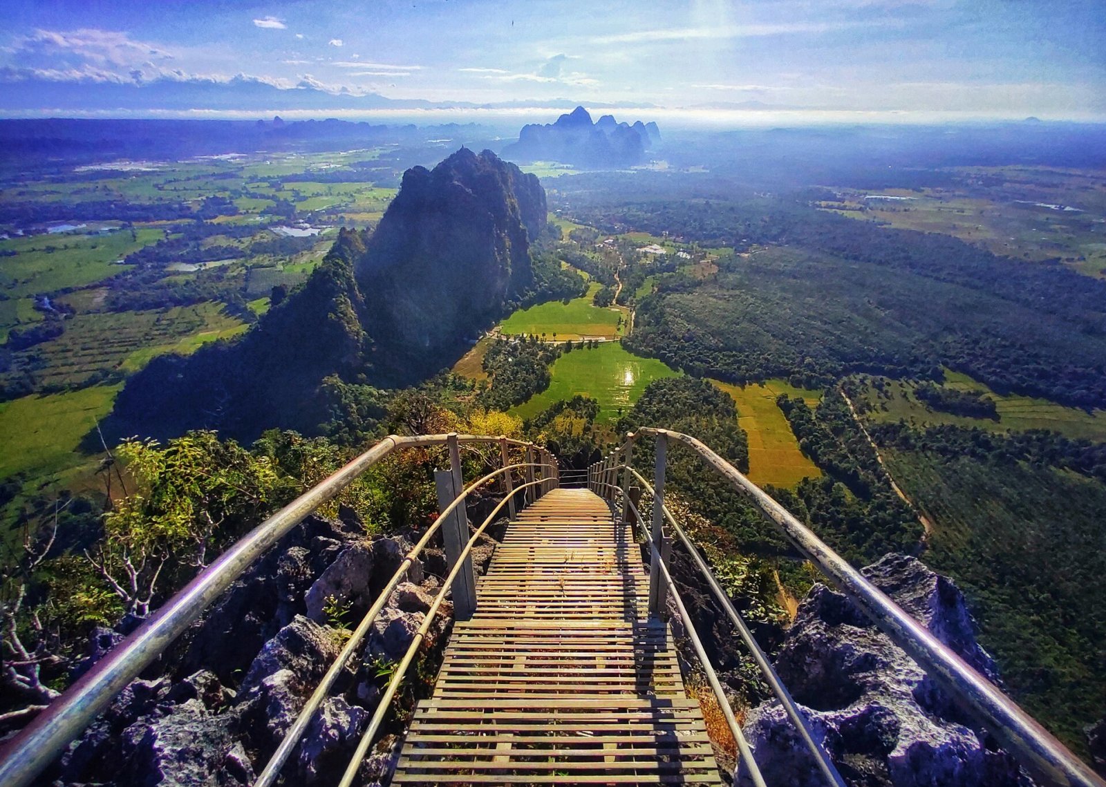 Descubre el Monte Taung Wine: una joya de Myanmar — Hpa-An