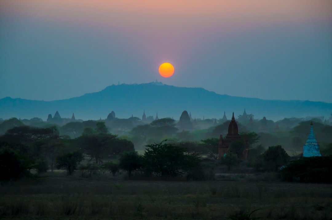 Scopri il sonno in Myanmar: un viaggio nel riposo e nella serenità — Kyengru