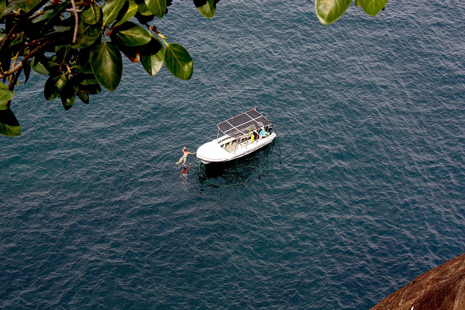 Entdecke Lover's Leap: Ein romantischer Ort in Sri Lanka — Trincomalee