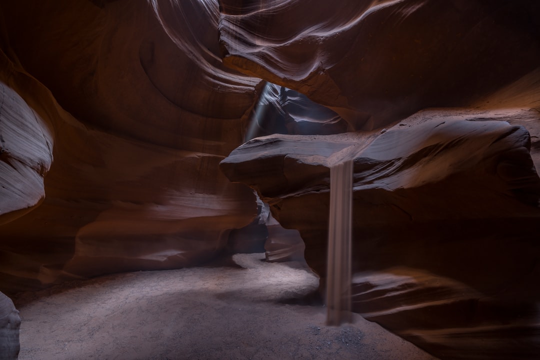 Antelope Canyon: un viaje entre las maravillas naturales de Arizona — Lüliang