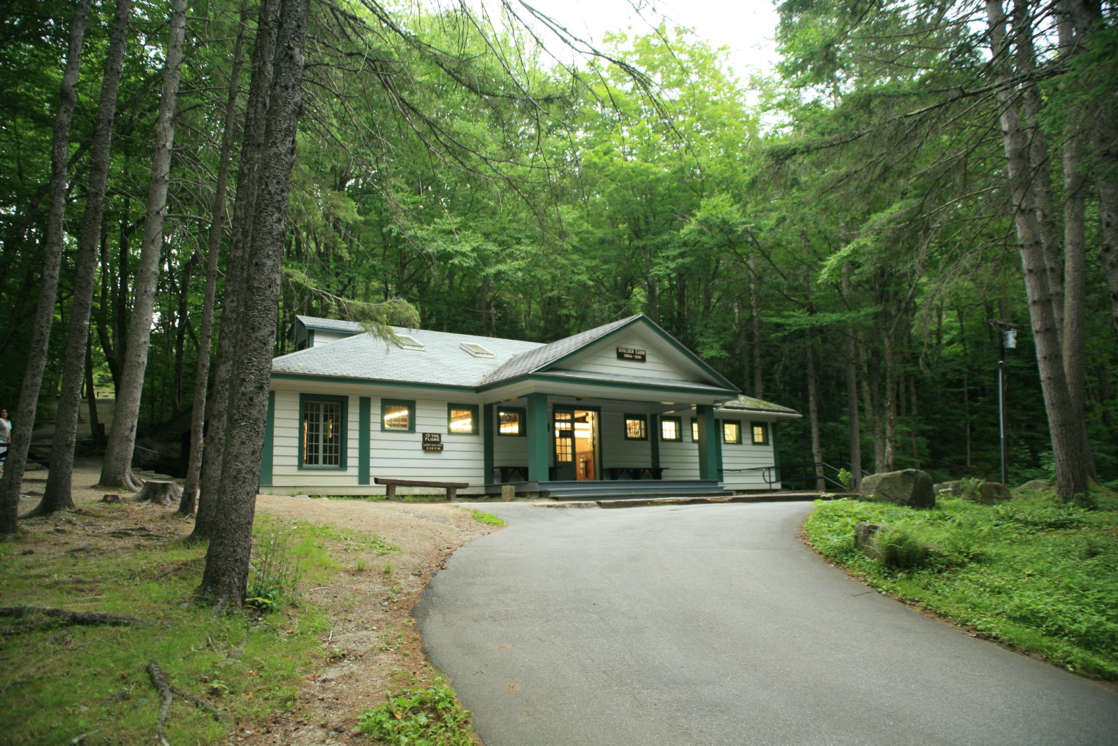 Scopri la bellezza del Franconia Notch State Park in New Hampshire | Secret World Trip Planner