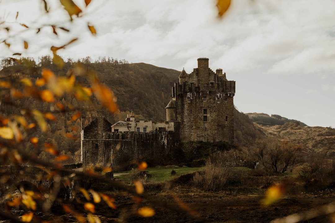 Descubre el Castillo de Eilean Donan: Historia y Belleza en Escocia