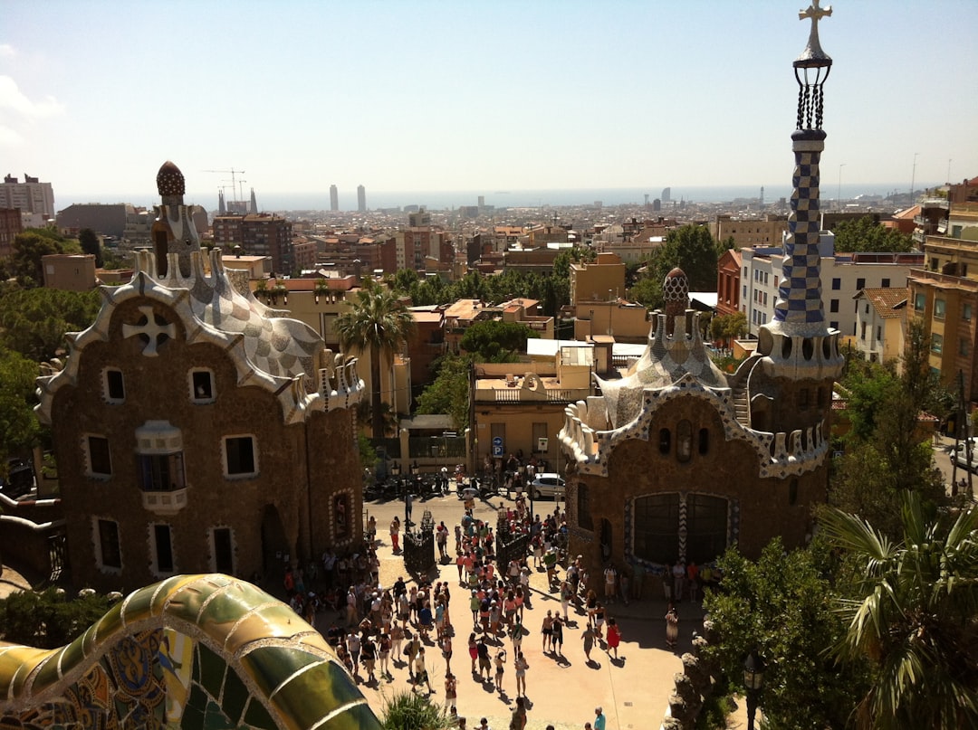 Откройте для себя очарование Парка Гуэля в Барселоне - Barcelona | Secret World Trip Planner