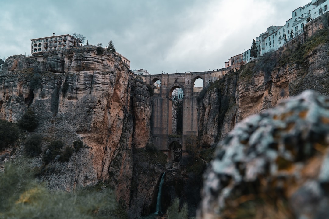 Ronda Altstadt: Eine Reise ins Herz der andalusischen Geschichte - Béjaïa | Secret World Trip Planner