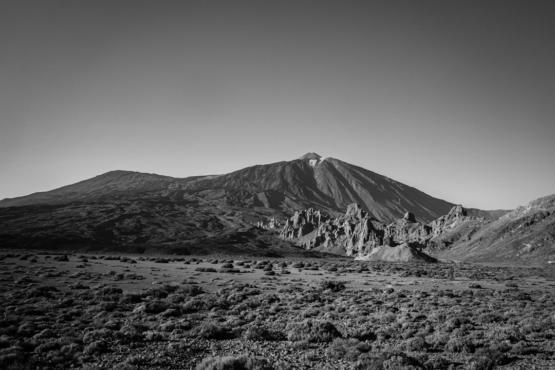 Entdecken Sie den Teide-Nationalpark: ein Naturjuwel der Kanaren | Secret World Trip Planner