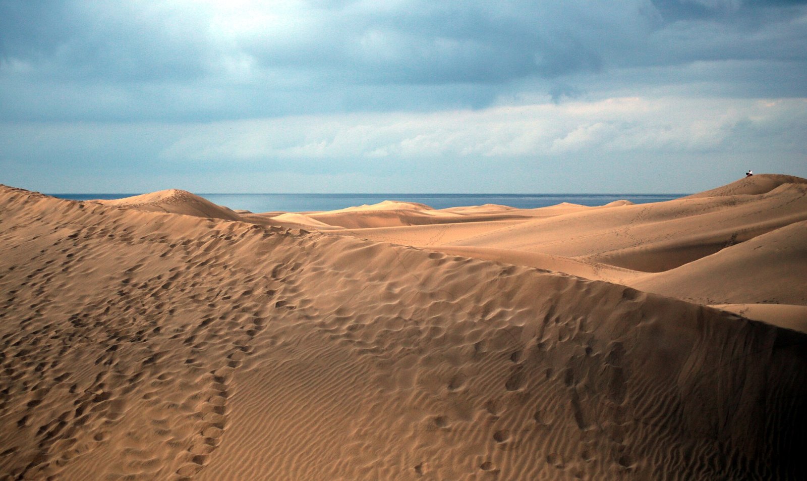 Maspalomas Dunes: A Natural Paradise in the Canary Islands