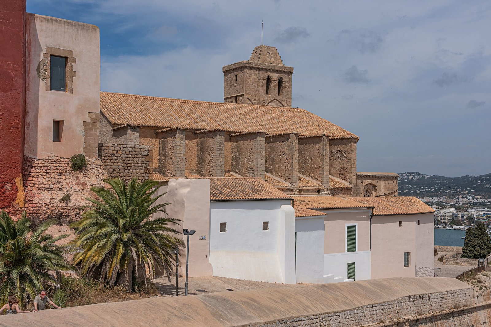 Découvrez la magie de la vieille ville d'Ibiza, Dalt Vila - Eivissa | Secret World Trip Planner