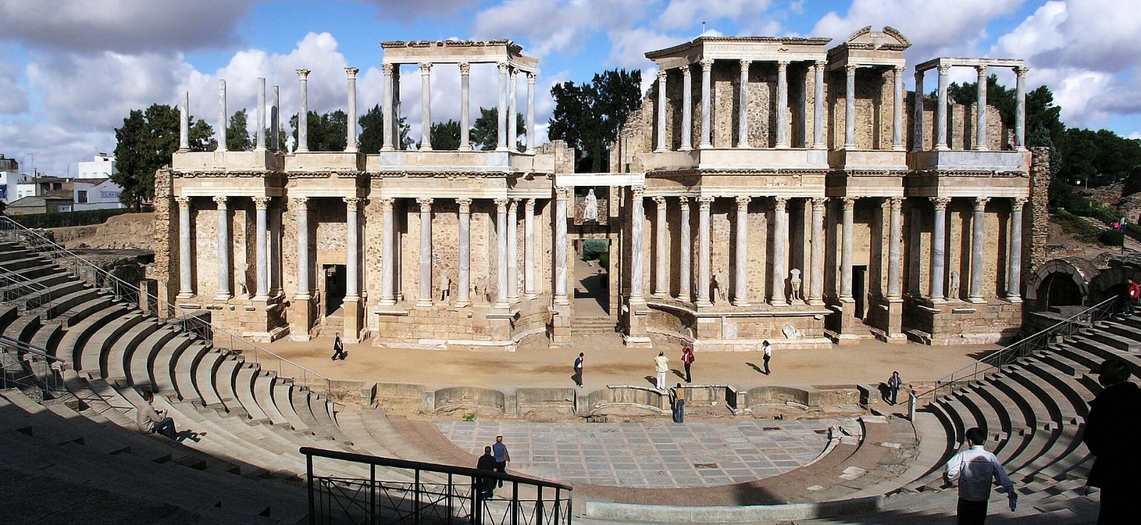 Mérida Roman Theatre: un viaggio nella storia dell'Extremadura | Secret World Trip Planner