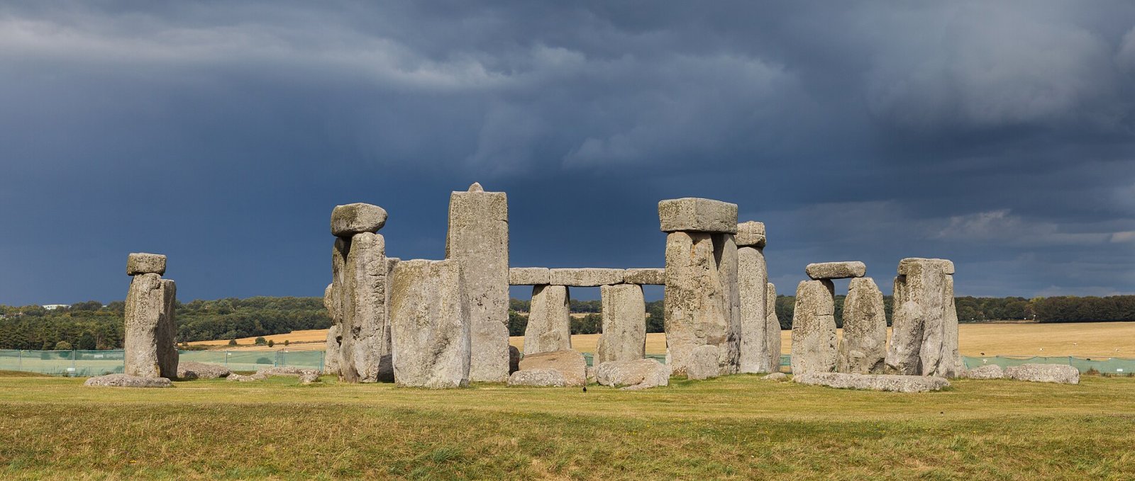 Entdecke Stonehenge: Das geheimnisvolle prähistorische Monument im Vereinigten Königreich | Secret World Trip Planner
