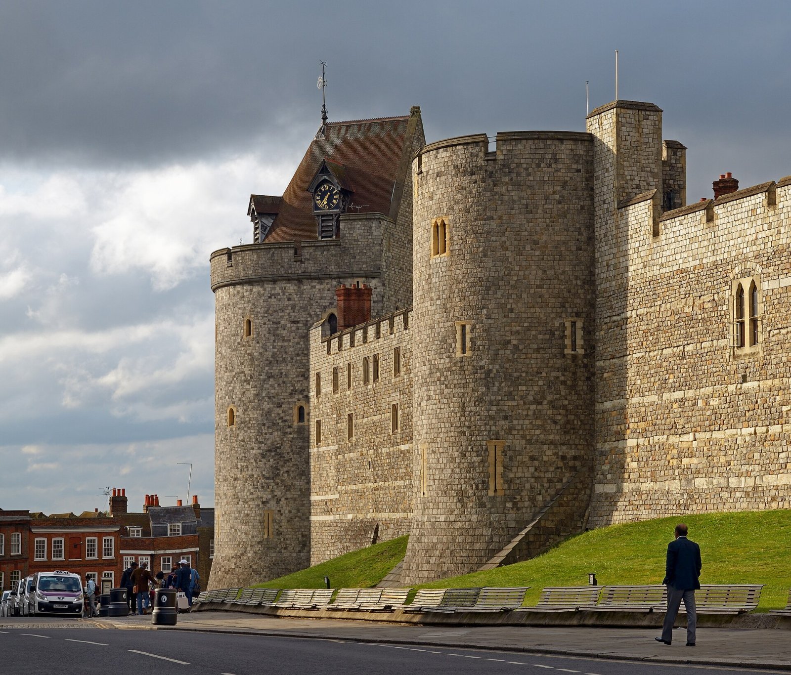 Explorando o Castelo de Windsor: História e Beleza - FJM3+HQ Rochester | Secret World Trip Planner