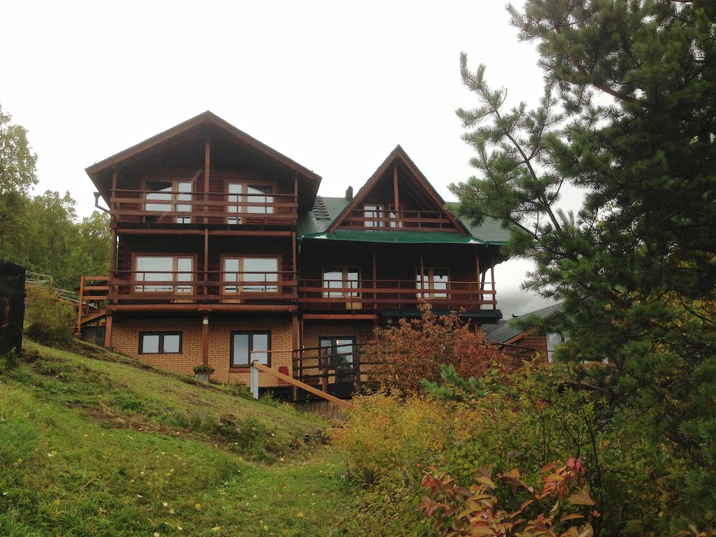 Descubre el Lago Baikal y el Chalet Listvyanka — Irkutskaya oblast'