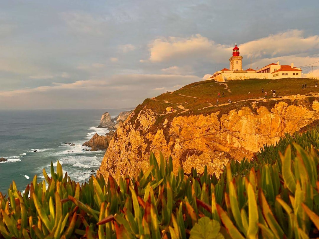 Phare de Cabo da Roca : Voyage dans l'Atlantique Infini — Estrada do Cabo da Roca