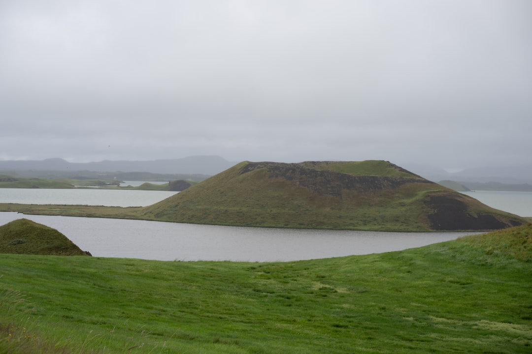 Terme Naturellement Relaxantes : La Lagune de Mývatn — Jarðbaðshólar