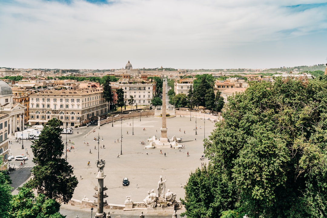 Secret World vs Google Trips: ローマの最適な旅行プランナー - Roma | Secret World Trip Planner