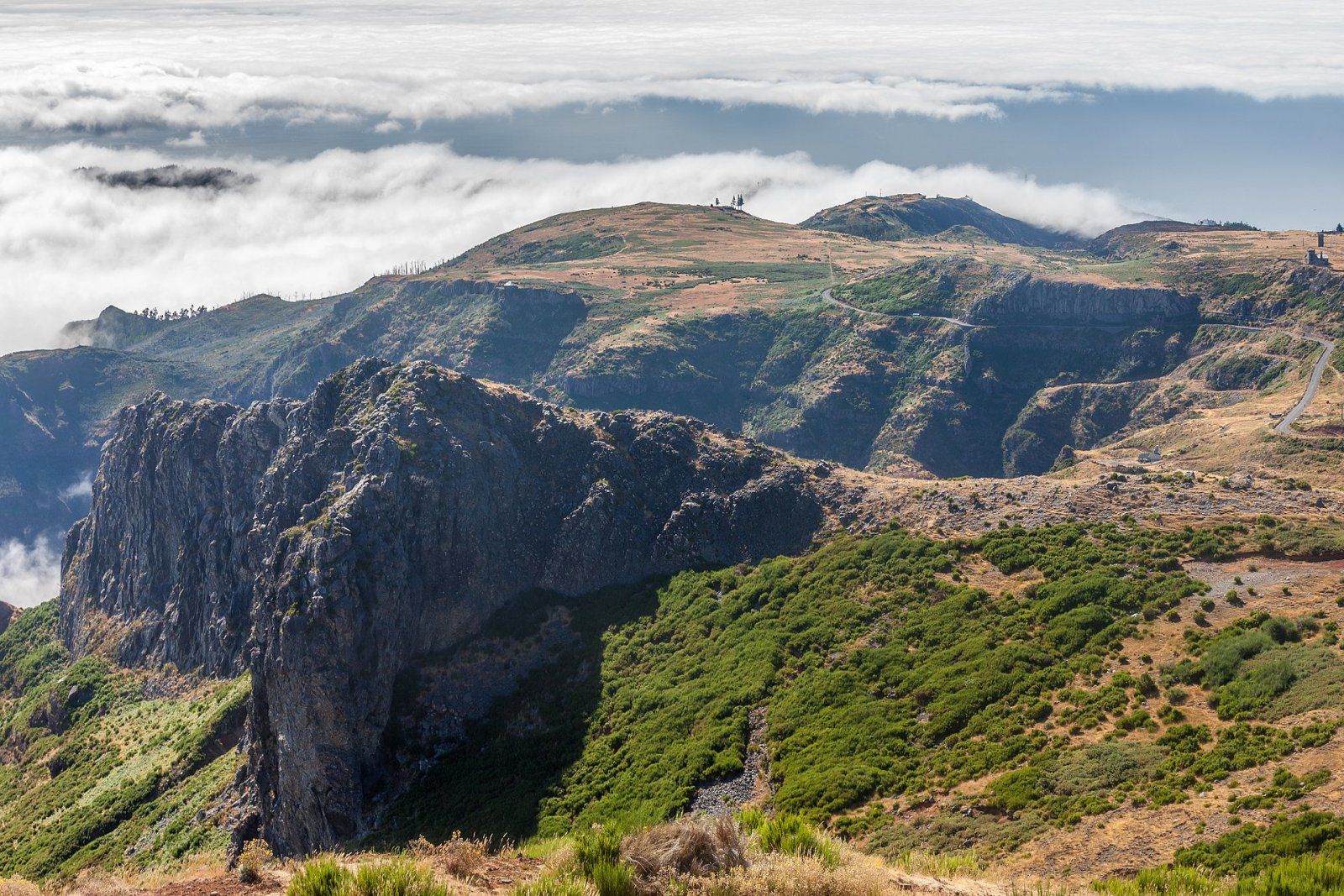 探索阿雷伊罗峰：马德拉的瑰宝 - São Roque do Faial | Secret World Trip Planner