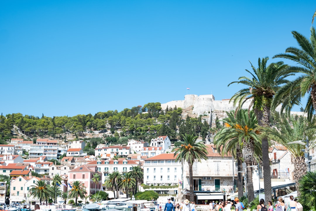 Carpe Diem : Une expérience incontournable en Croatie - Valun | Secret World Trip Planner