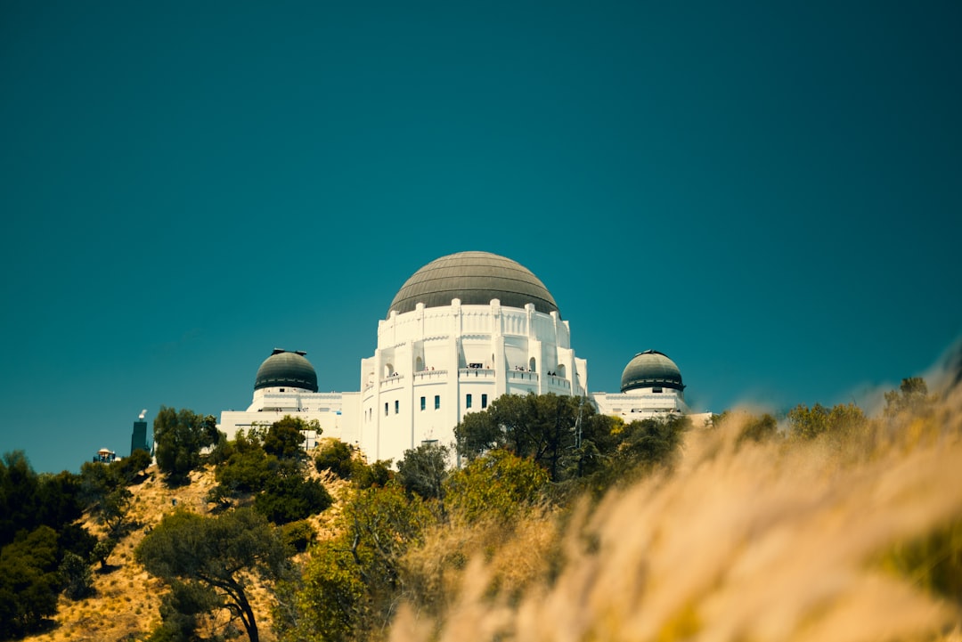 ロサンゼルスのグリフィス天文台で宇宙を探る - Los Angeles | Secret World Trip Planner