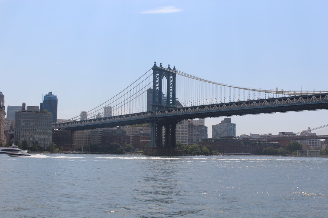 Entdecke The High Bridge: Ein verborgenes Juwel in New York - New York | Secret World Trip Planner