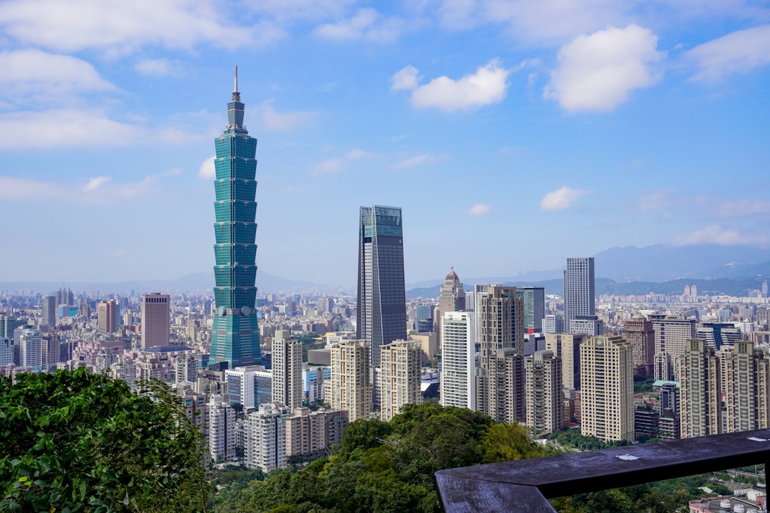 Découvrez Elephant Mountain : un joyau naturel de Taipei - Xinyi District | Secret World Trip Planner