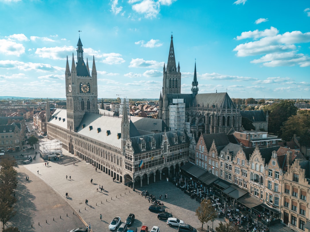 Menin Gate: The Memorial to Remembrance in Ypres - Grote Markt 34 | Secret World Trip Planner
