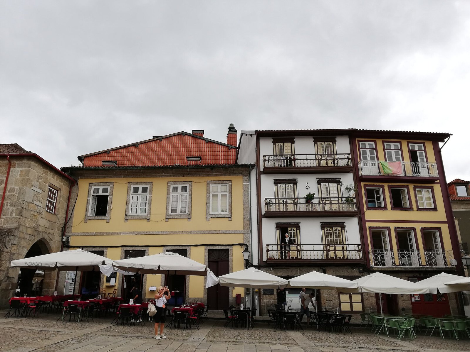 Entdecken Sie das historische Zentrum von Guimarães, dem Herzen Portugals | Secret World Trip Planner