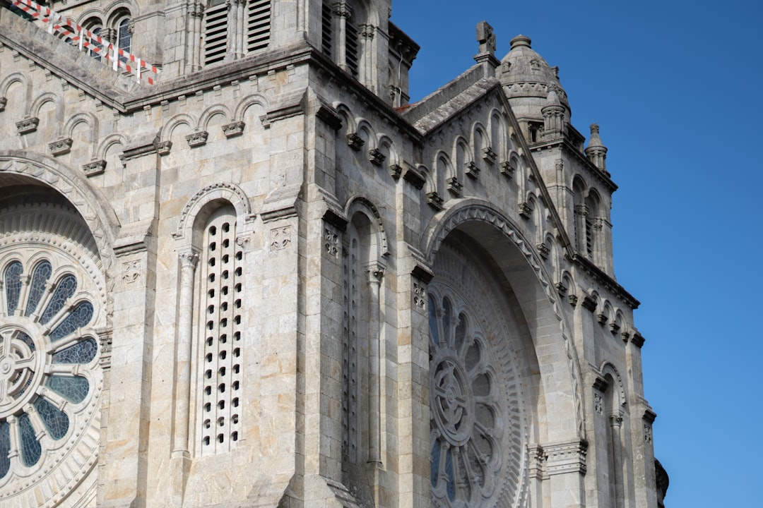Viana do Castelo: Ein kulturelles Juwel im Norden Portugals — Olmeto