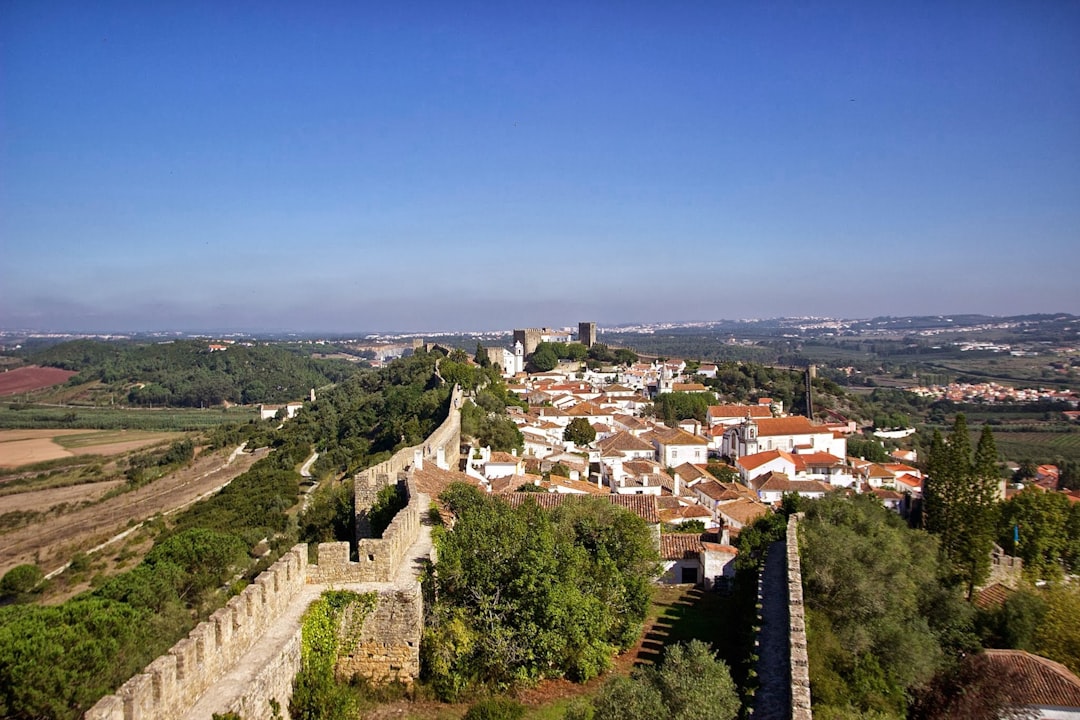 Откройте для себя Óbidos: средневековое сокровище Португалии - Soleminis | Secret World Trip Planner