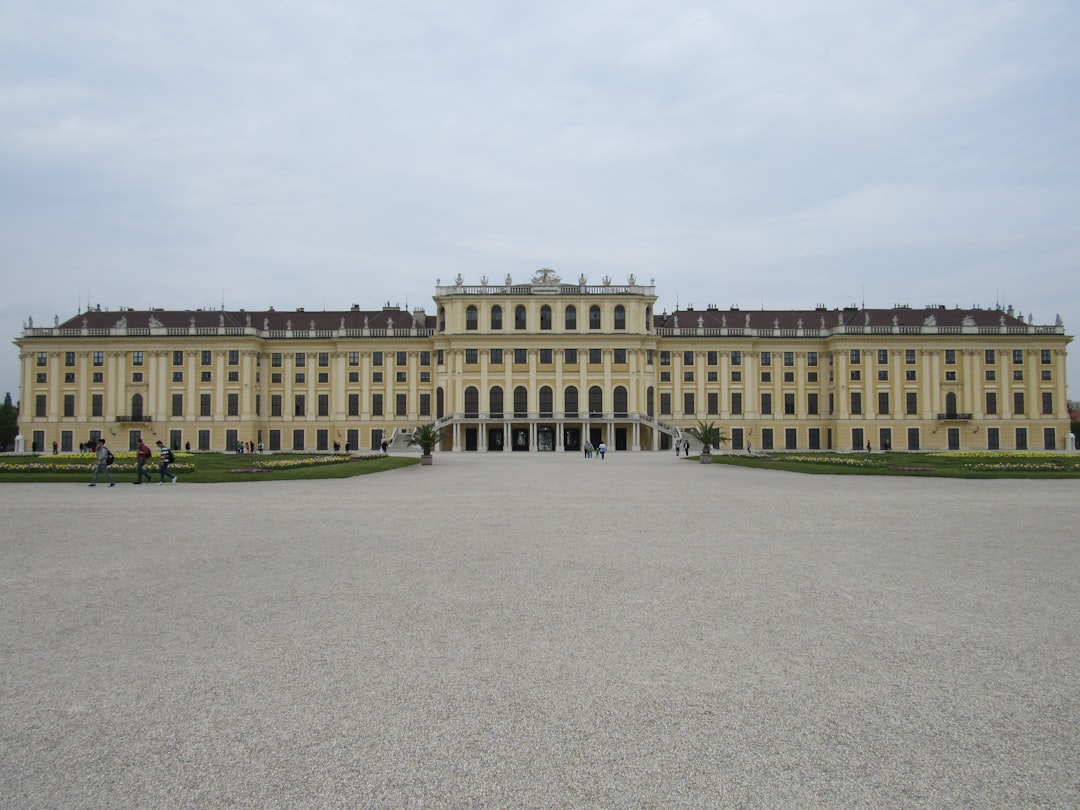 Découvrez le Palais de Schönbrunn : histoire et beauté à Vienne — Wien