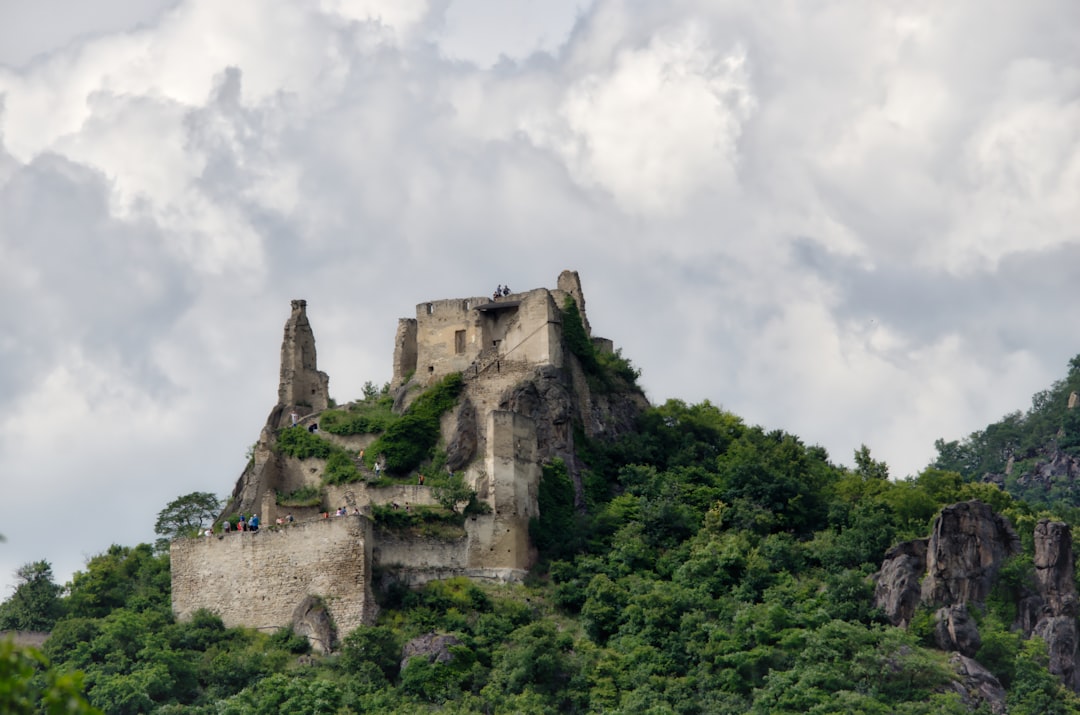 Откройте для себя замок Дюрнштайн: история и красоты Австрии - Dürnstein | Secret World Trip Planner