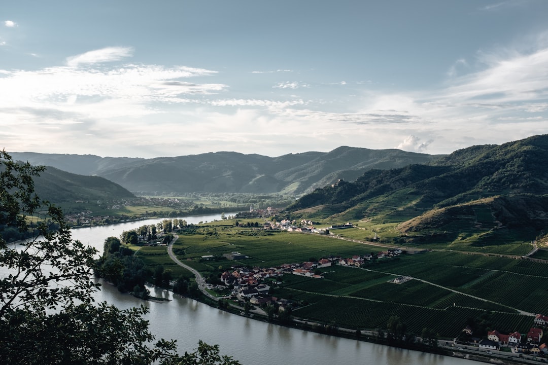 ワハウ渓谷を発見：オーストリアの宝石 - Mautern an der Donau | Secret World Trip Planner