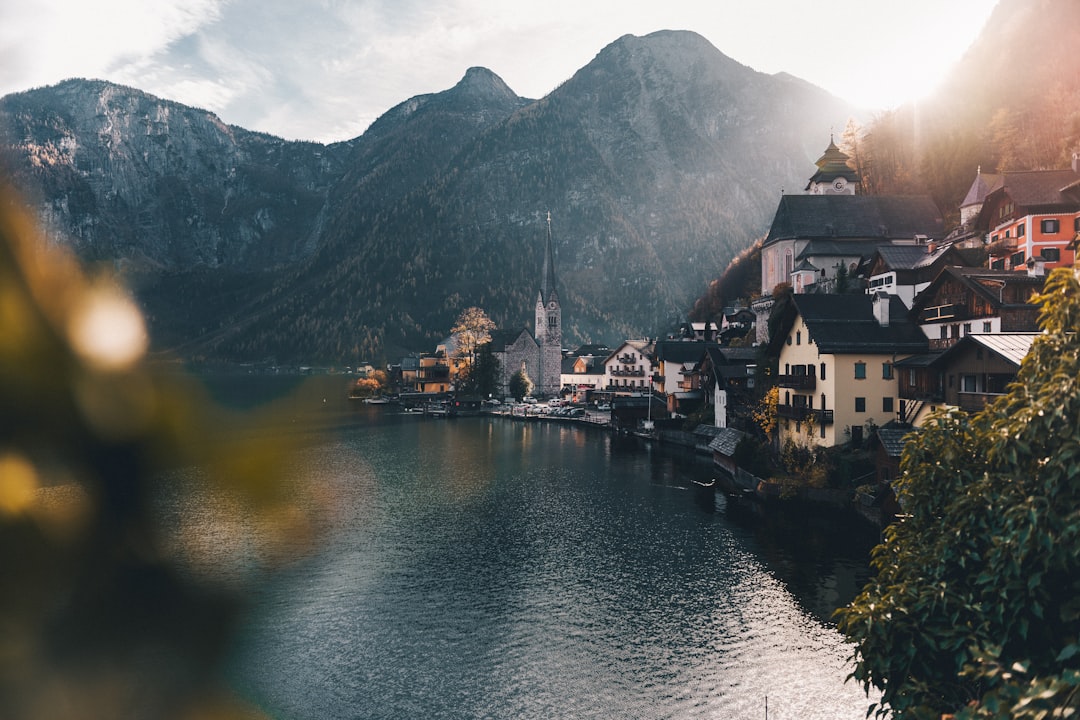 Hallstatt: A Pérola da Áustria entre História e Natureza - Hallstatt | Secret World Trip Planner