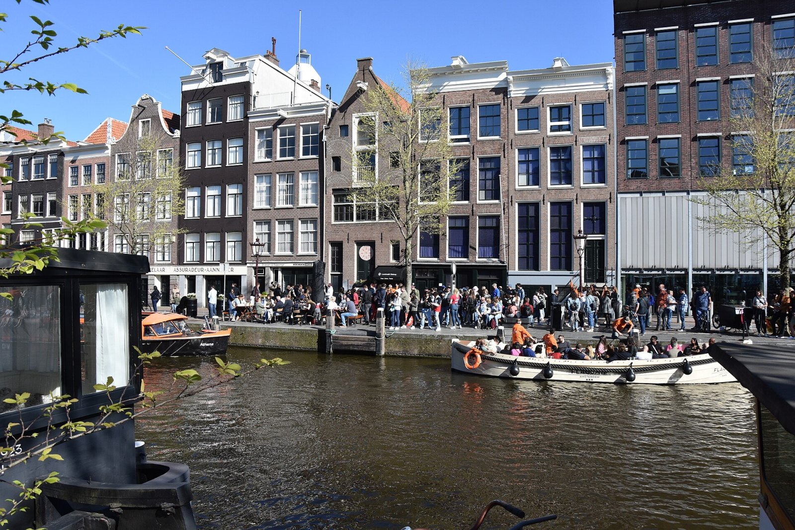 访问安妮·弗兰克之家：阿姆斯特丹历史之旅 - Amsterdam | Secret World Trip Planner