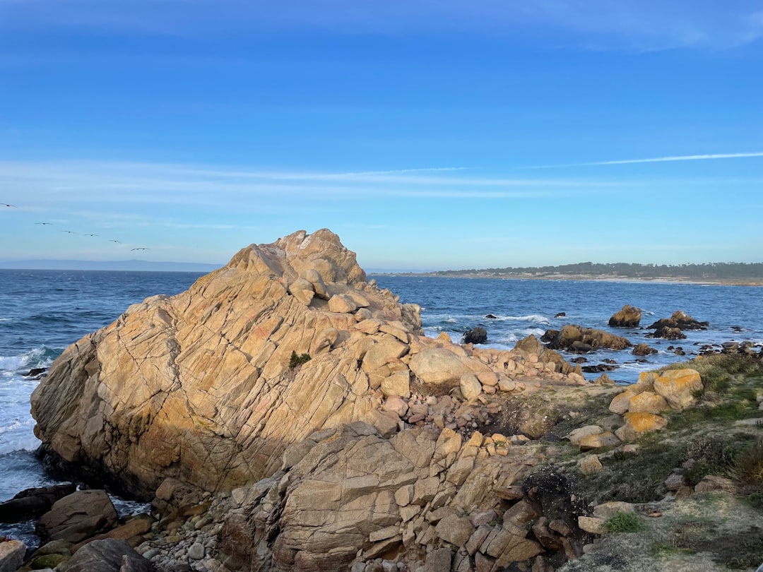 Faro di Point Sur: Un Faro sulla Costa Californiana - Monterey | Secret World Trip Planner