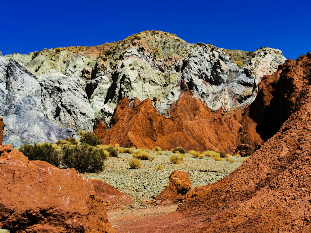 Descubre la Magia de las Cuevas de Mármol en Chile - Chile Chico | Secret World Trip Planner