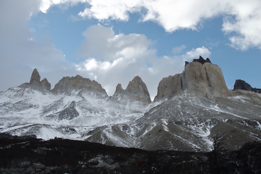 Descubre la Magia de las Cuevas de Mármol en Chile - Chile Chico | Secret World Trip Planner