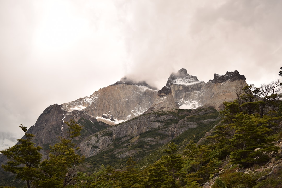 Descubre la Magia de las Cuevas de Mármol en Chile - Chile Chico | Secret World Trip Planner
