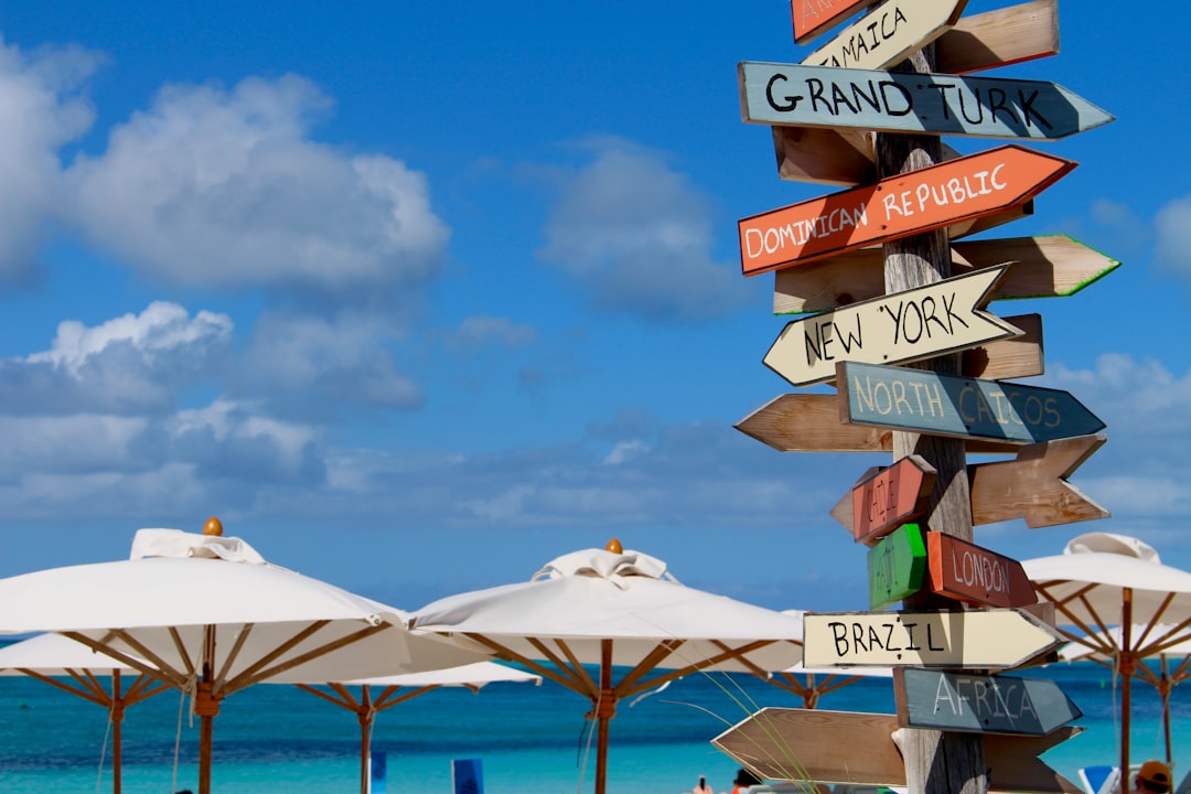 Grace Bay: El Paraíso de las Playas en Turks y Caicos - Grace Bay TKCA 1ZZ | Secret World Trip Planner