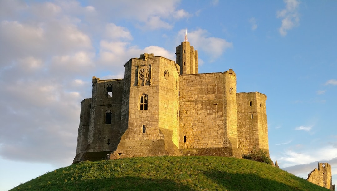 Castle Hill: Una Obra Maestra de Arquitectura Natural - Castle Hill 7580 | Secret World Trip Planner