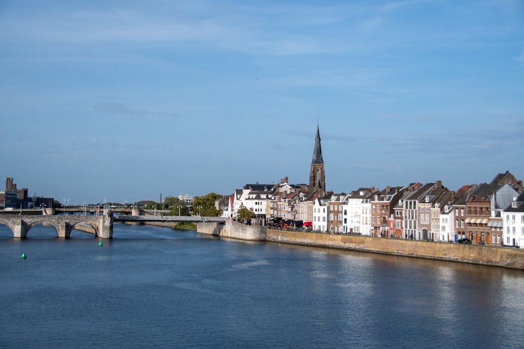 Découvrez Maastricht Old Town : un voyage au cœur de l'histoire néerlandaise - Maastricht | Secret World Trip Planner