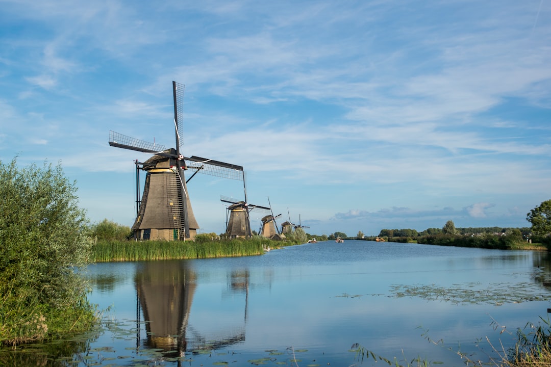 Посетите Киндердейк: природное сокровище Нидерландов - Kinderdijk | Secret World Trip Planner