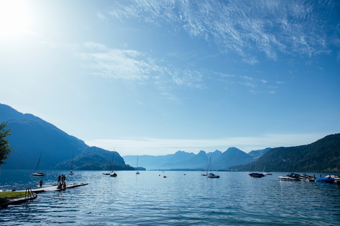 Entdecken Sie die Schönheit des Wolfgangsees in St. Wolfgang - Gschwand | Secret World Trip Planner